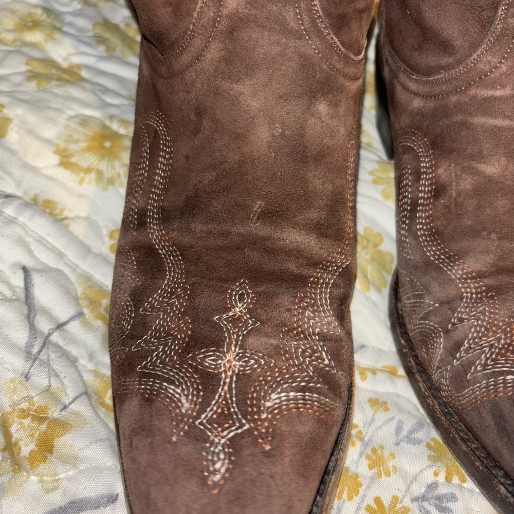 Gentle used condition, These Lucchese boots for women are a perfect addition .